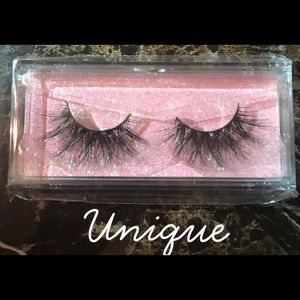 “Unique” Minks